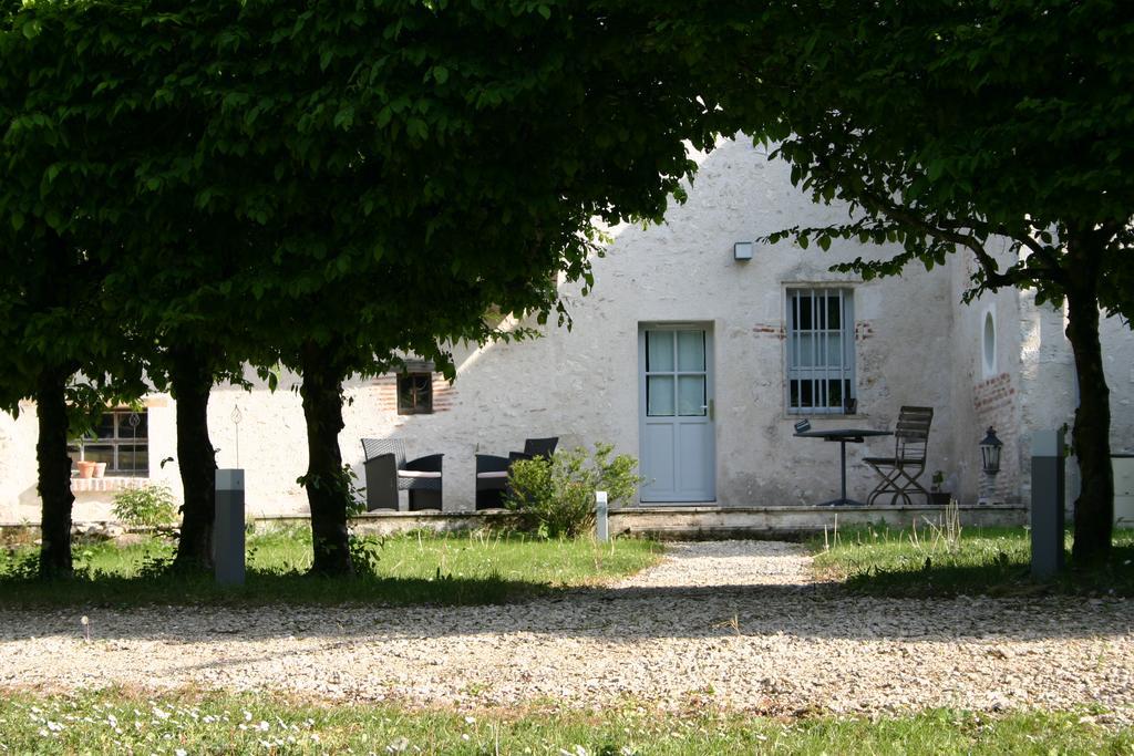 Les Charlotieres Villa Chailles  Exterior photo